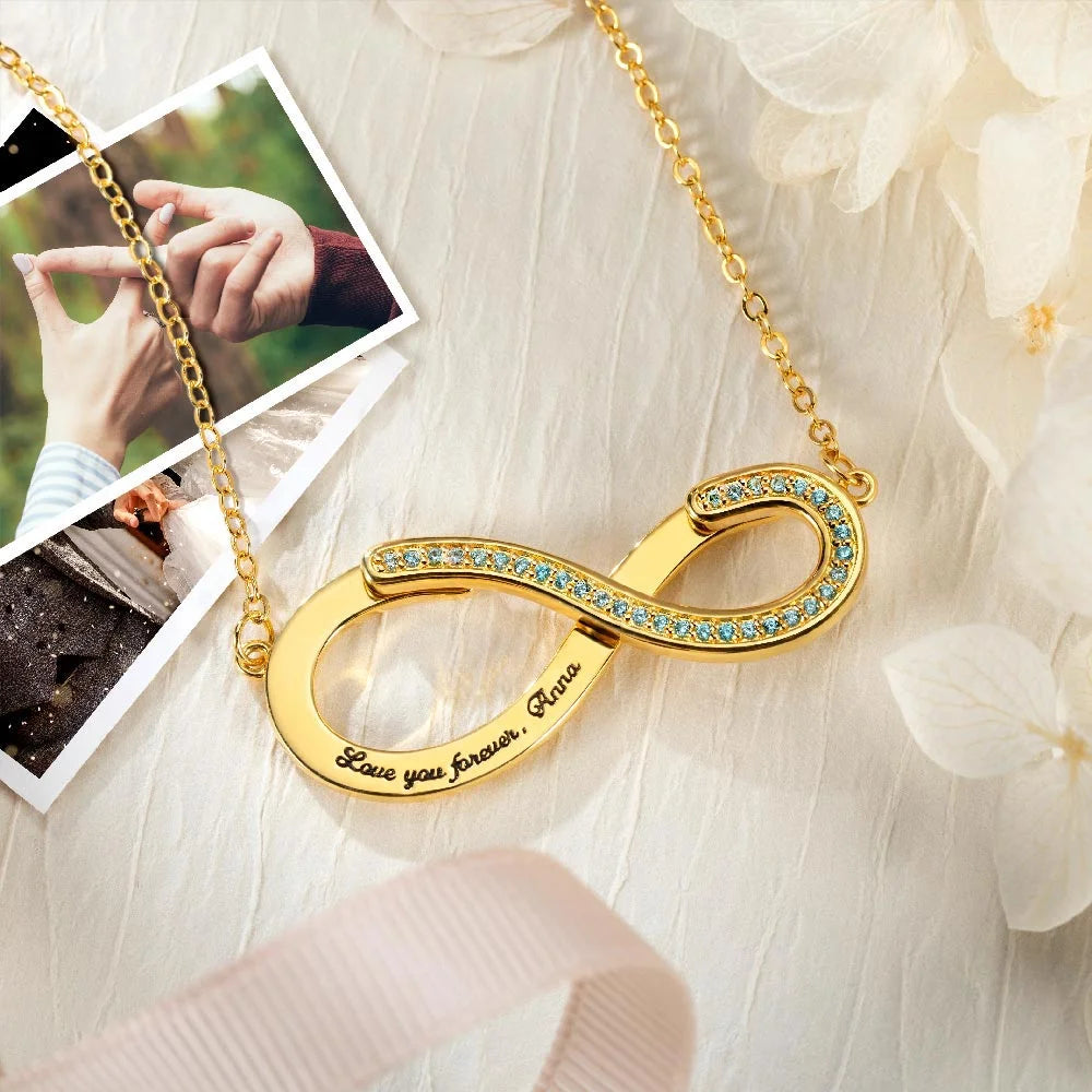 Végtelen Szeretet Nyaklánc