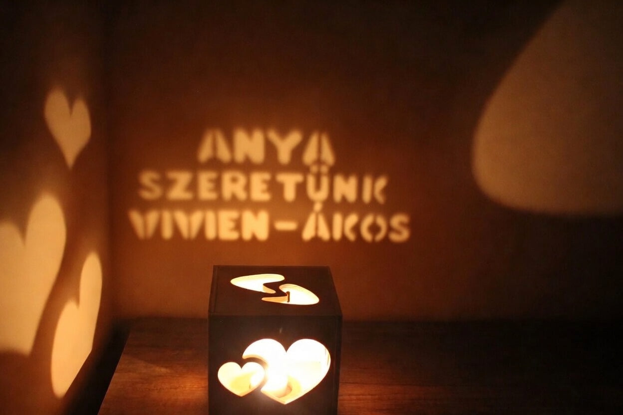 Titkos Üzenet Árnyékdoboz