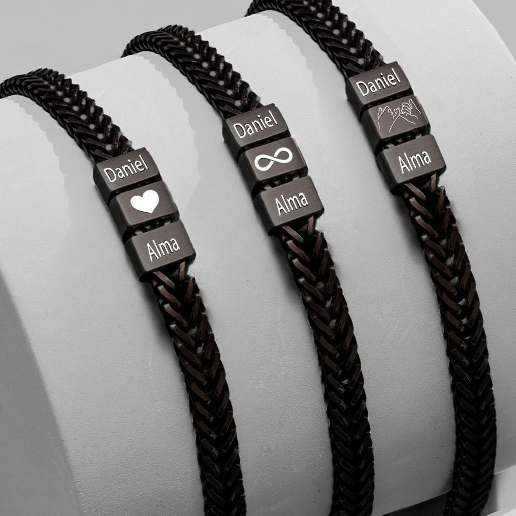 Családi Karkötő – Gravírozott Nevekkel