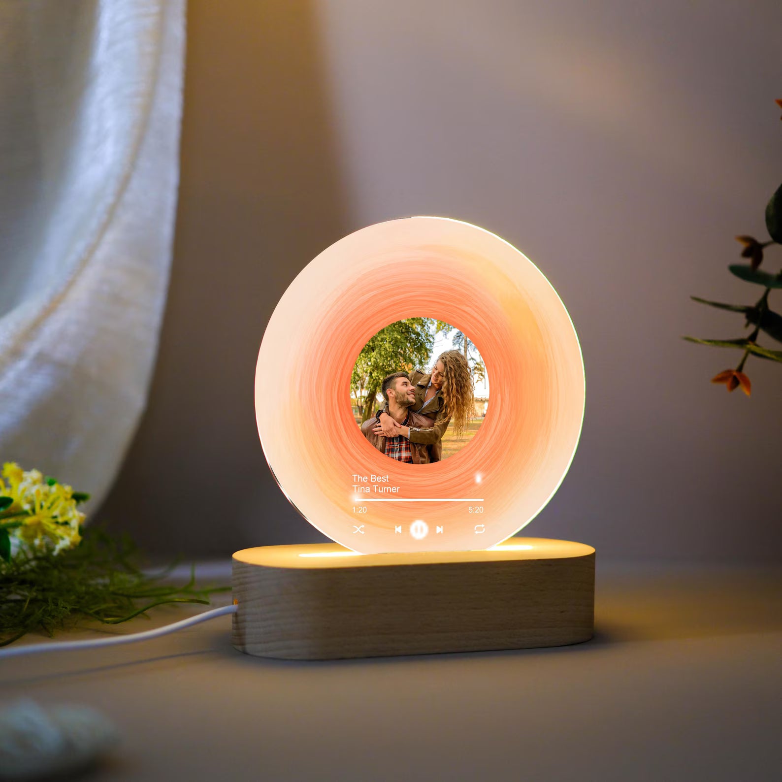 A Mi Dalunk Lámpa – Egyedi Bakelit Lemez